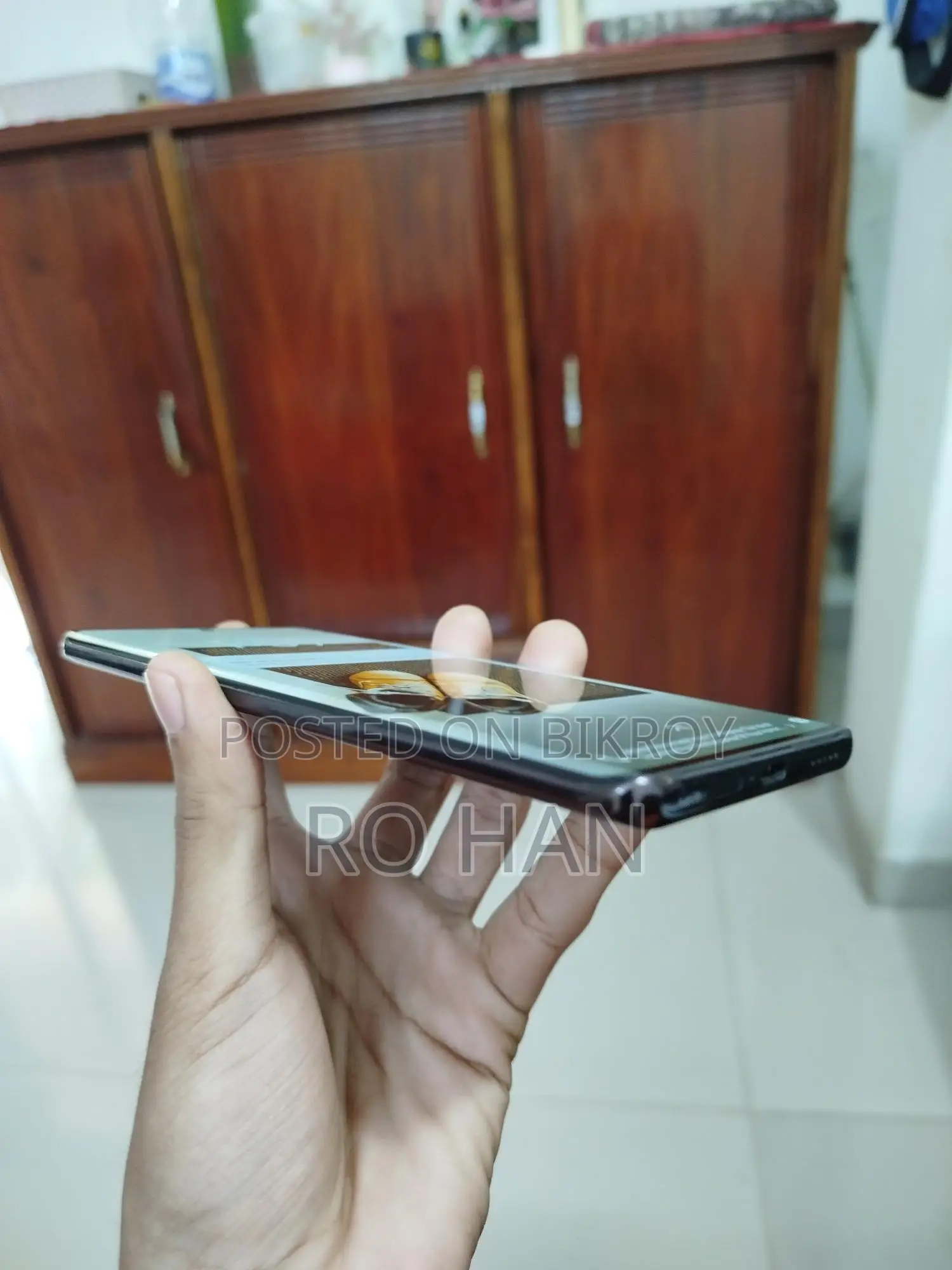Vivo V30e (Used)