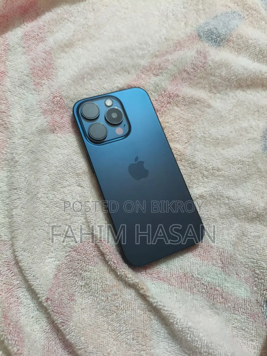 Apple iPhone 15 Pro . (Used)