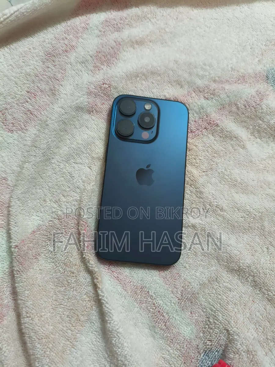 Apple iPhone 15 Pro . (Used)