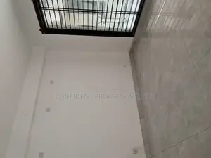 সেমি ফার্নিশড অ্যাপার্টমেন্ট ভাড়া হবে