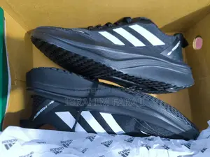 Sports Shoes
