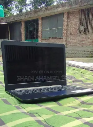 Laptop
