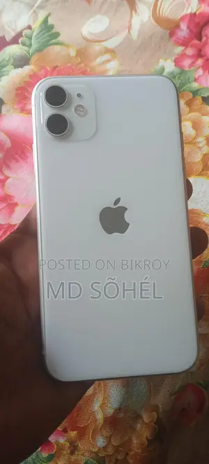 Apple iPhone 11 (Used)