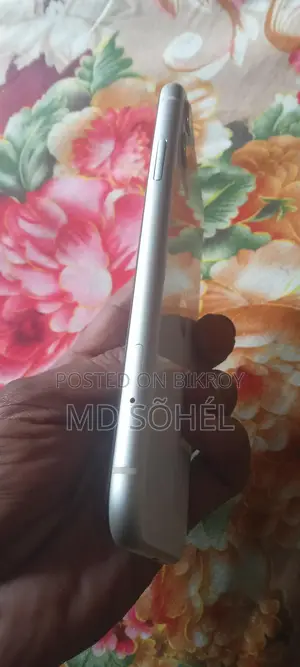 Apple iPhone 11 (Used)