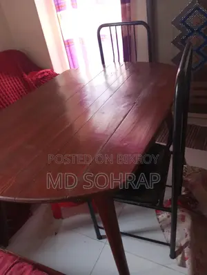 ডাইনিং টেবিল চেয়ার
