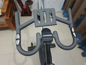 Ovicx Xcycle Q200C professional exercise bike