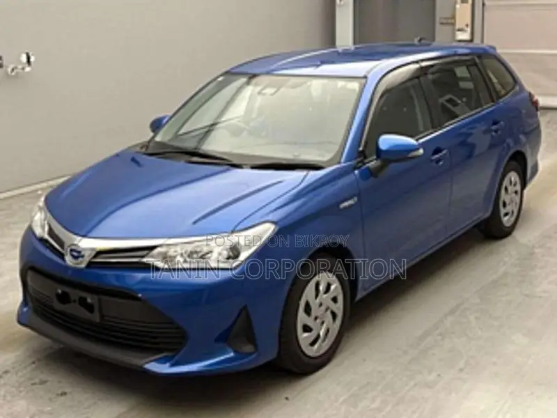 Toyota Fielder Hybrid EX 2020