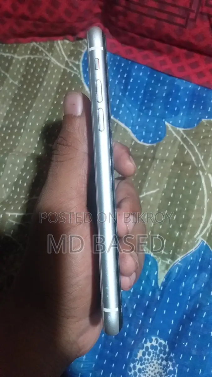 Apple iPhone 11 (Used)