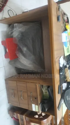 অফিস টেবিল বিক্রি হবে