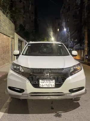 Honda Vezel 2016