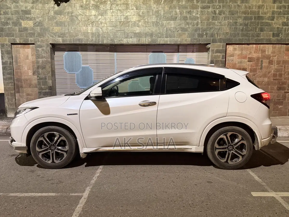 Honda Vezel 2016