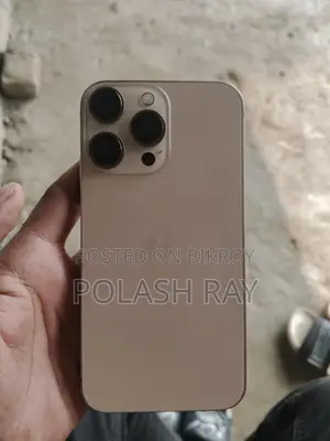Apple iPhone XR (Used)