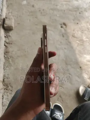 Apple iPhone XR (Used)