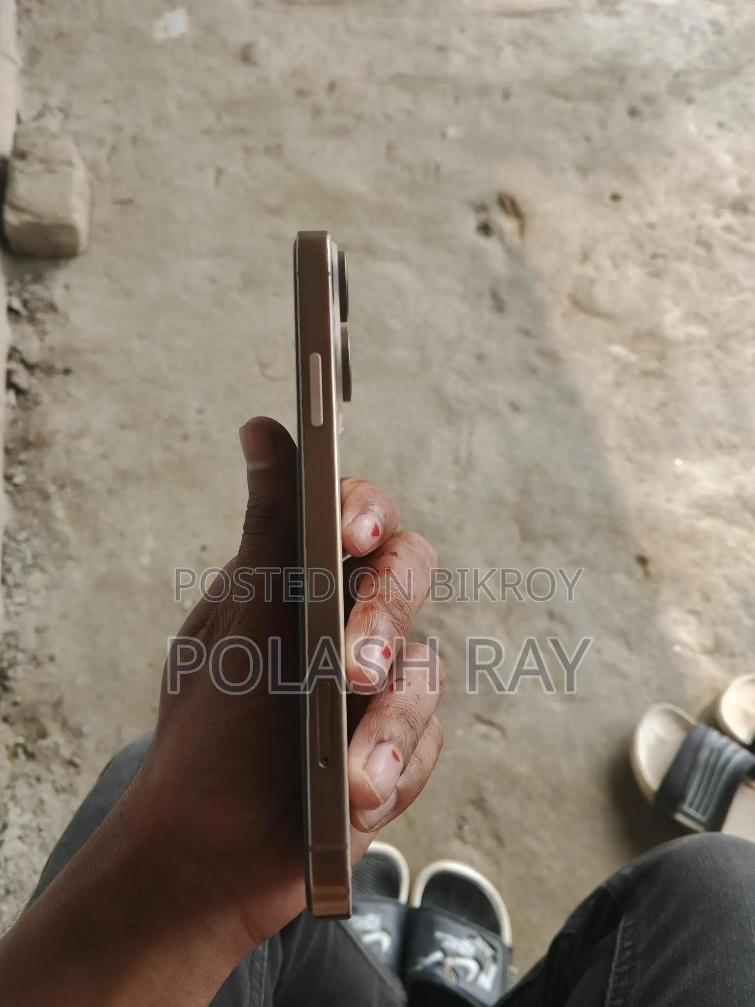 Apple iPhone XR (Used)