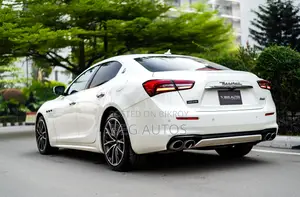Maserati Ghibli 2021