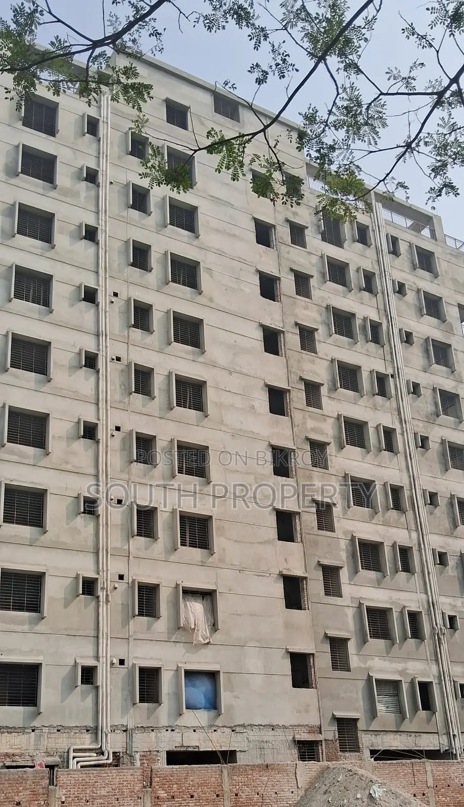 Ready 1870 sft flat sale at Bashundhara L block