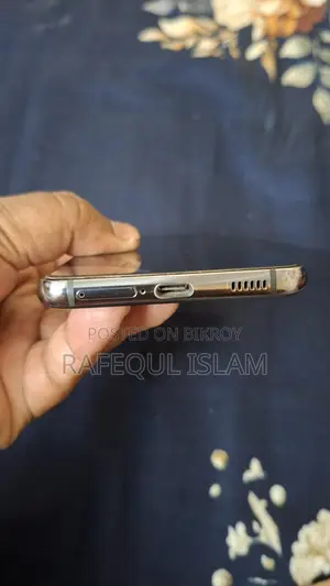 Samsung Galaxy S21 (Used)