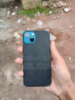 Apple iPhone 13 (Used)