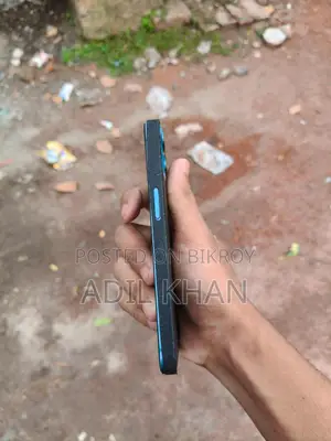 Apple iPhone 13 (Used)