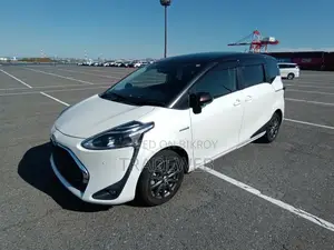 Toyota Sienta G PACKAGE 2020