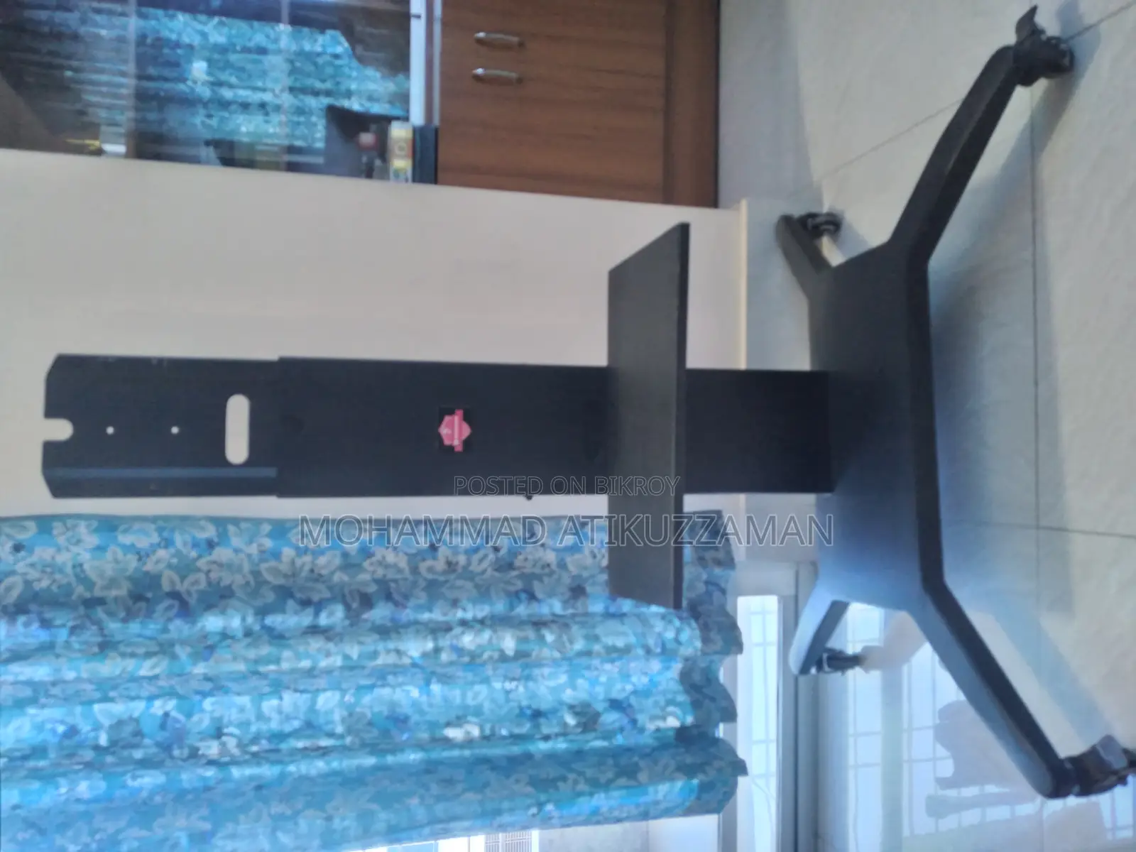TV Stand for 32-70 Inch Television