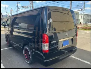 Toyota Hiace SUPER GL FULL LOAD 2022