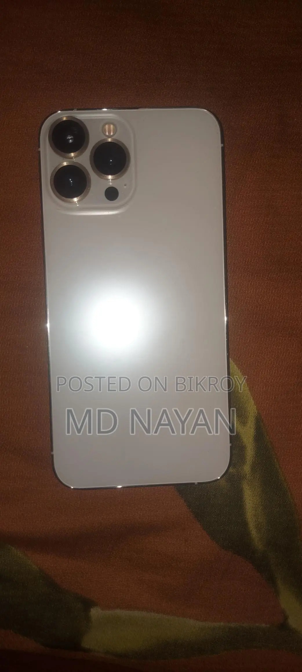 Apple iPhone 13 Pro Max . (Used)
