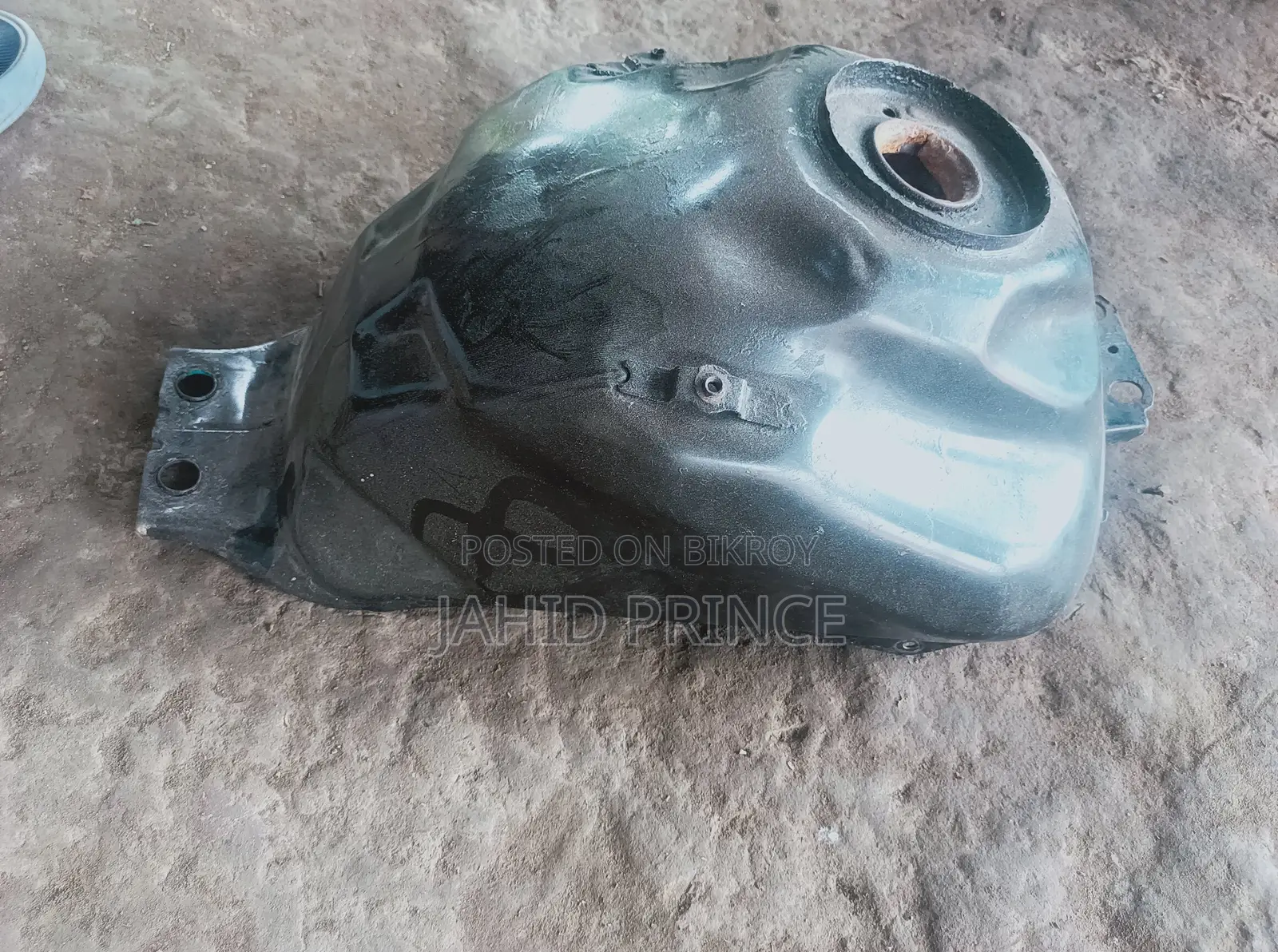 Gixxer Monotone Fuel Tank