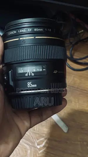 Canon 85mm Lens