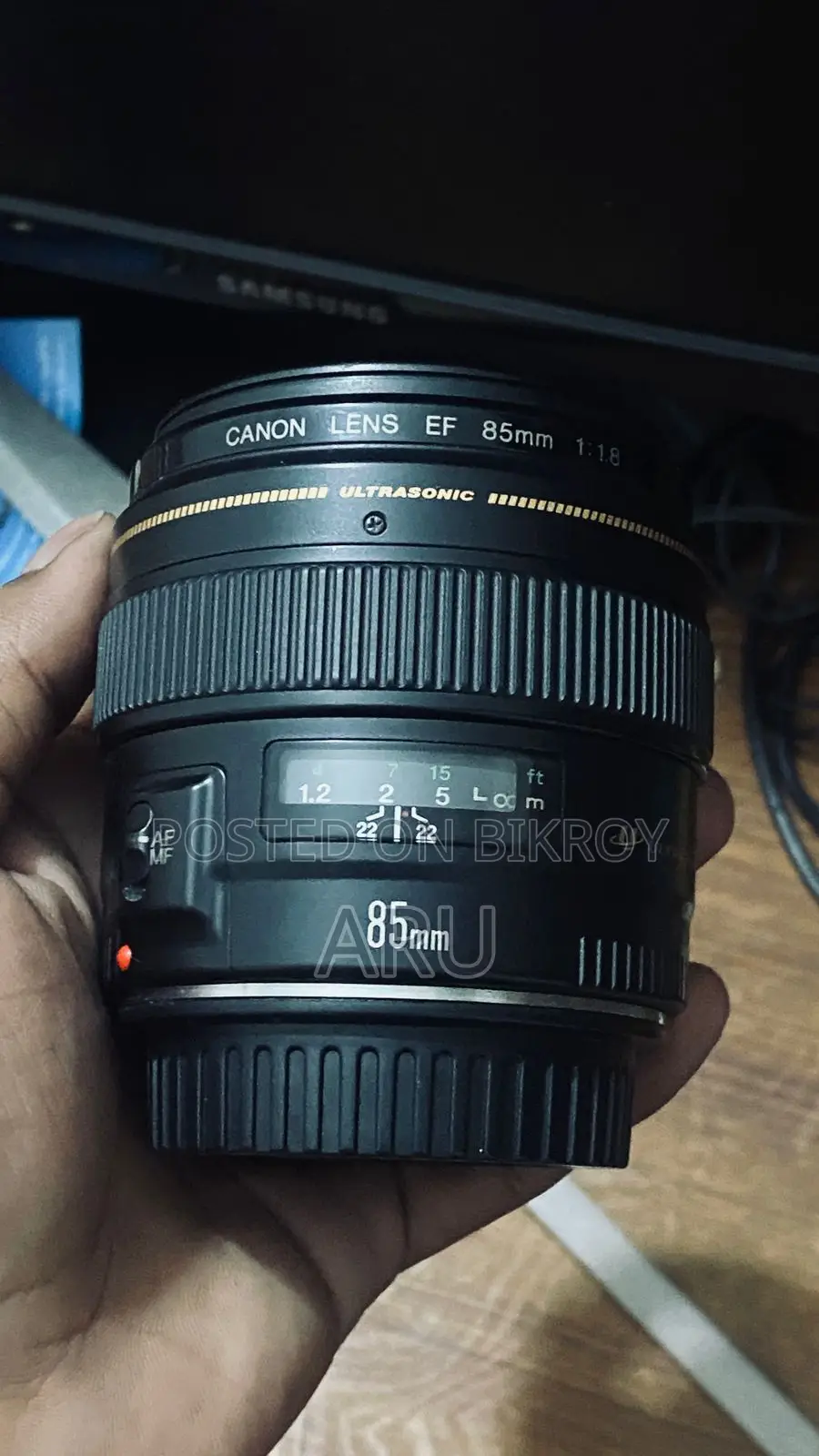 Canon 85mm Lens