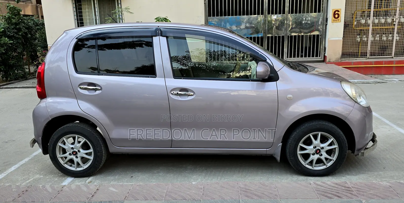 Toyota Passo 1320CC, Push+Octane 2011