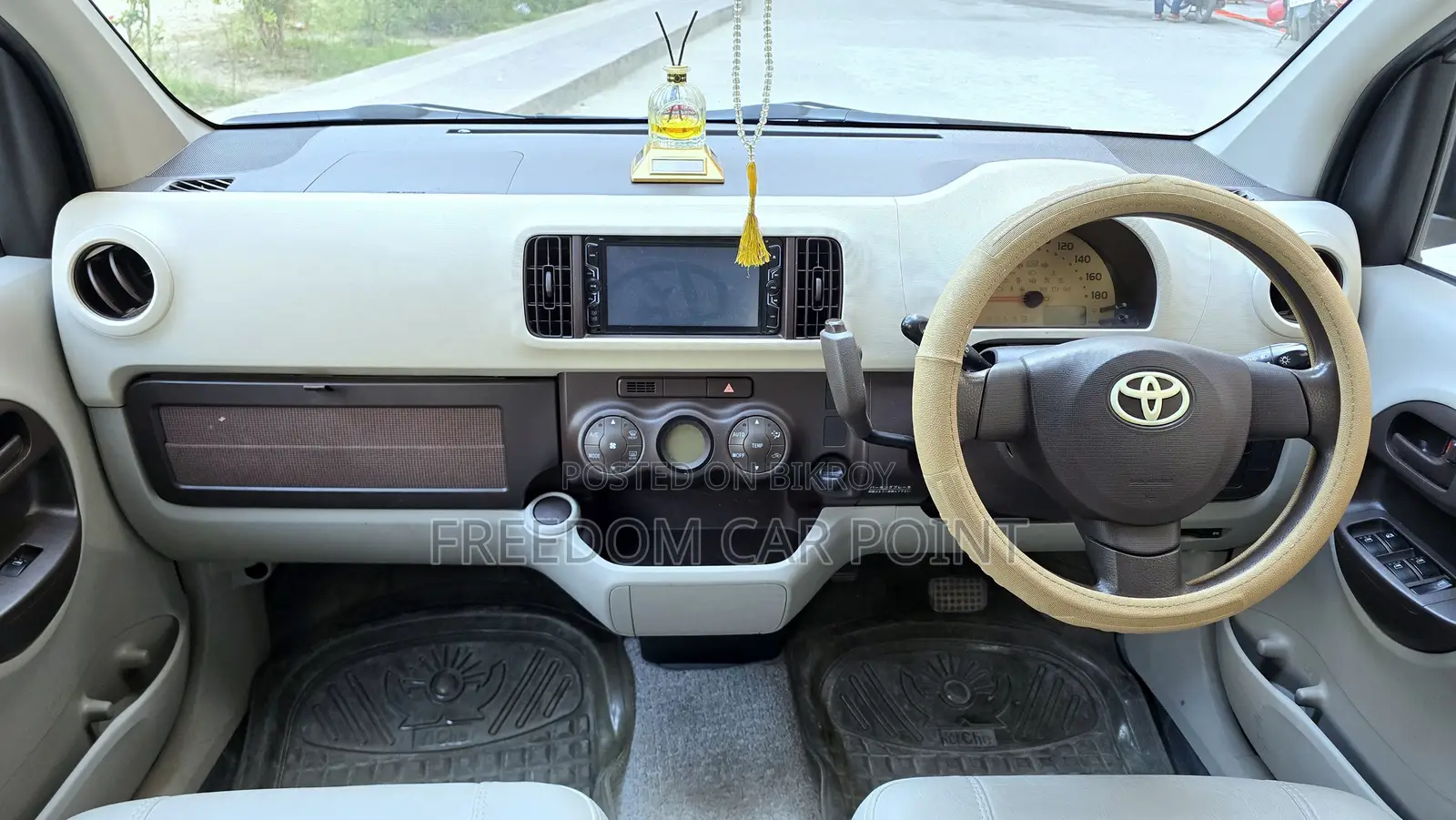 Toyota Passo 1320CC, Push+Octane 2011