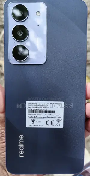 Realme . (Used)