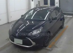 Toyota Aqua G 360 cam black 2021