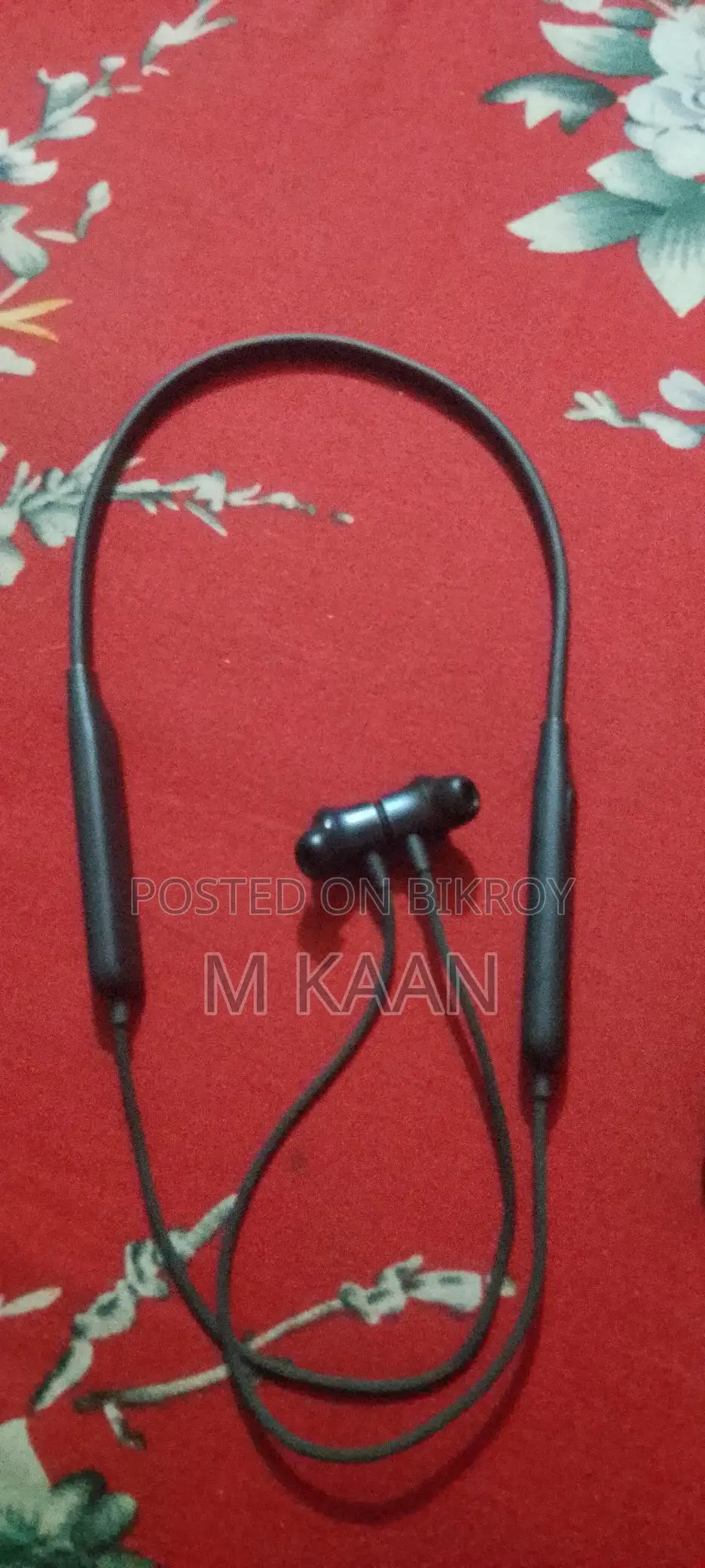 Earbuds