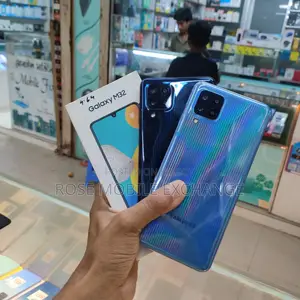 Samsung Amoled 4/64 😍 (Used)