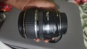 Canon Ef-s 17-85mm Lens