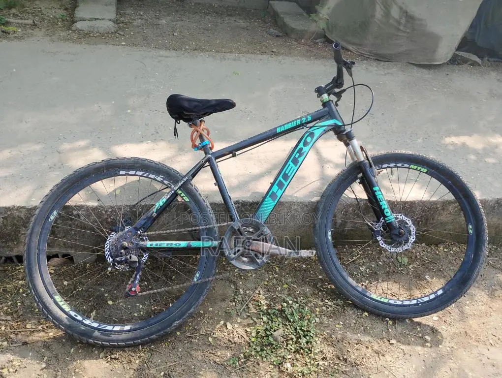 Bicycle for sale with Oil Brakes, everything is in good condition.
