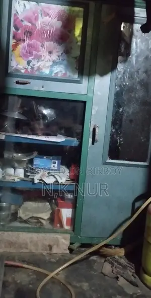 আমি,একটা,ইস্টের ছোকেছ,বিক্রি করবো
