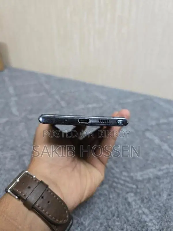 Samsung Note 10+ . (Used)