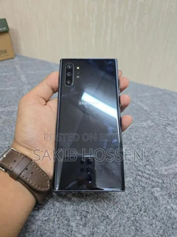 Samsung Note 10+ . (Used)
