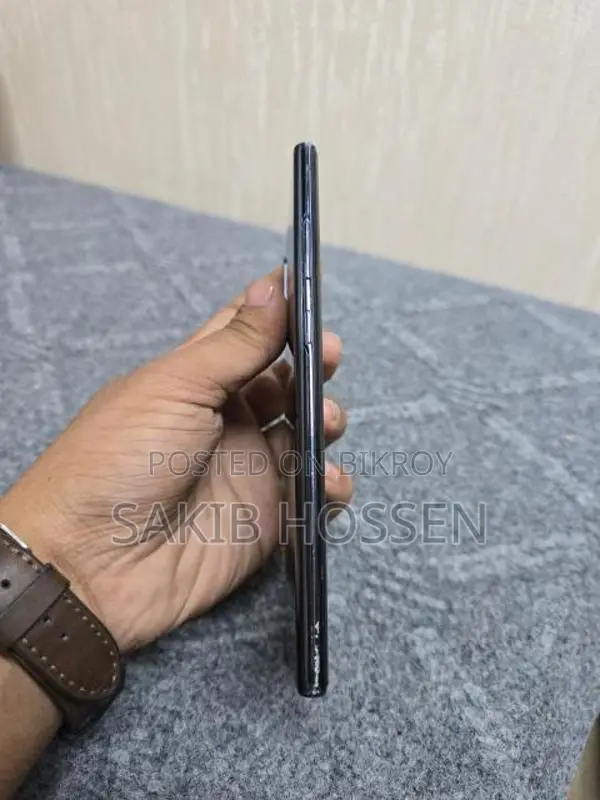 Samsung Note 10+ . (Used)