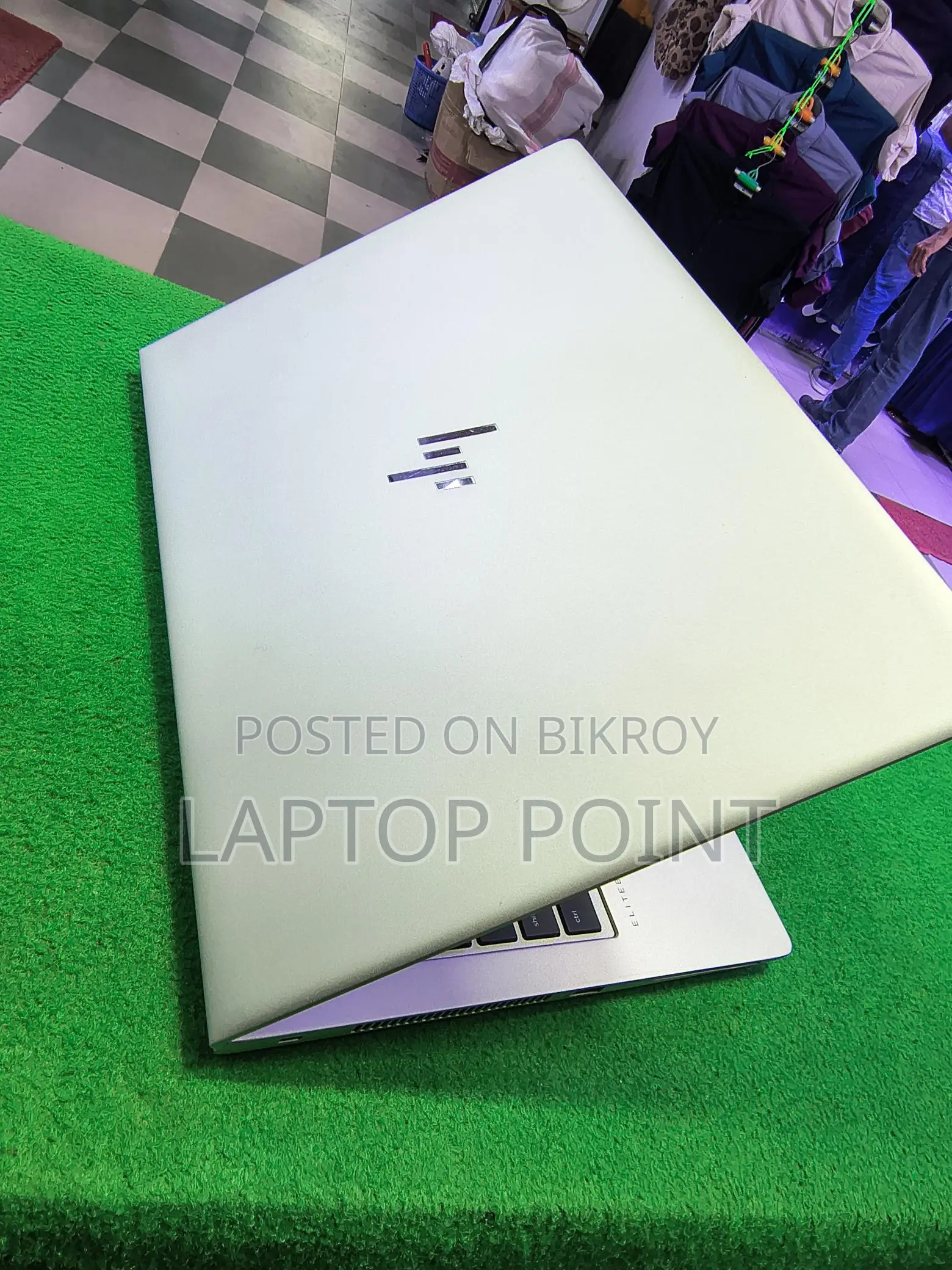 HP 840 G5 Intel Core i5 8th Gen: 256GB SSD / 8GB RAM