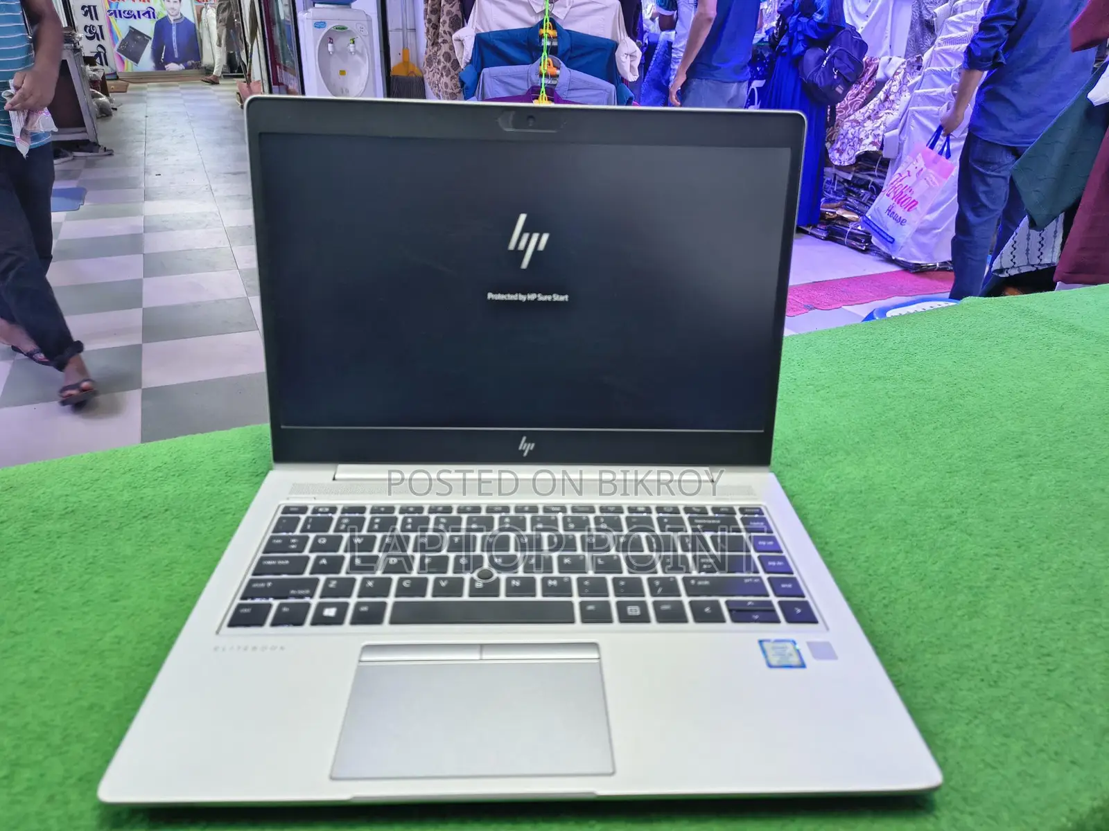 HP 840 G5 Intel Core i5 8th Gen: 256GB SSD / 8GB RAM