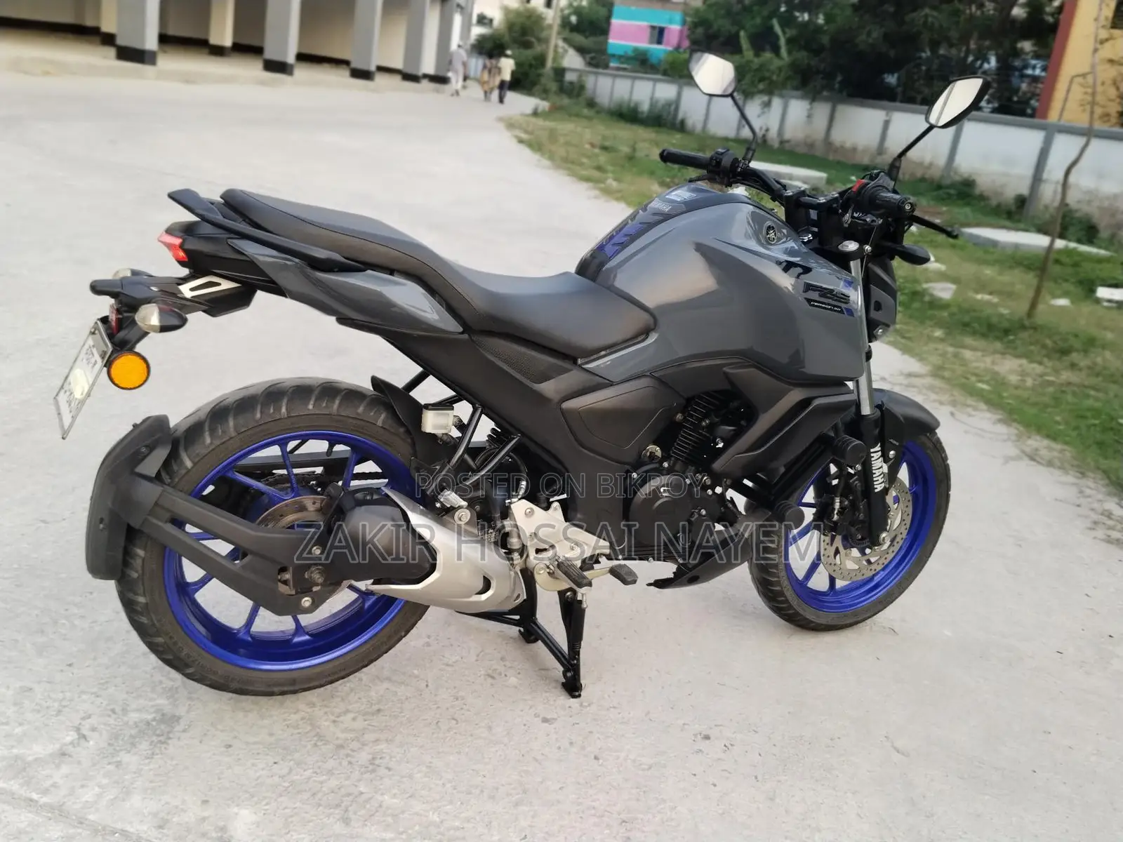 Yamaha FZS V3 . 2024