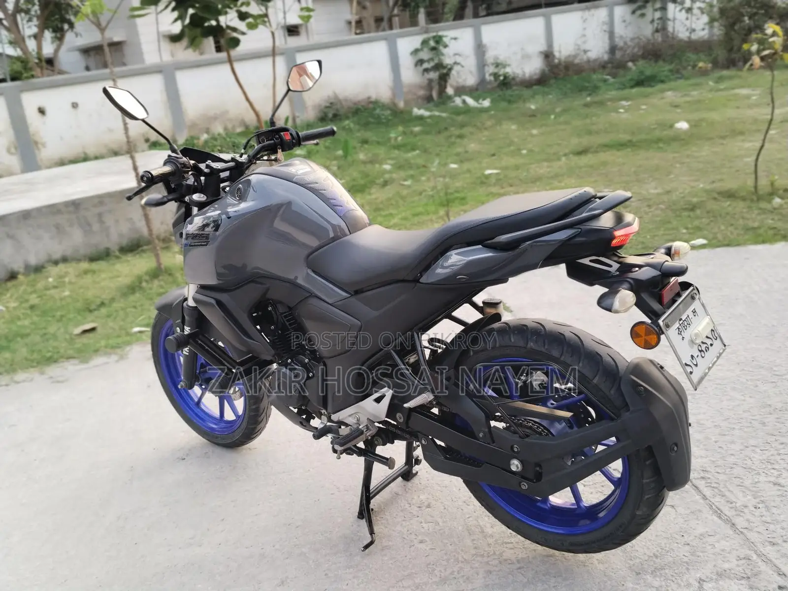 Yamaha FZS V3 . 2024