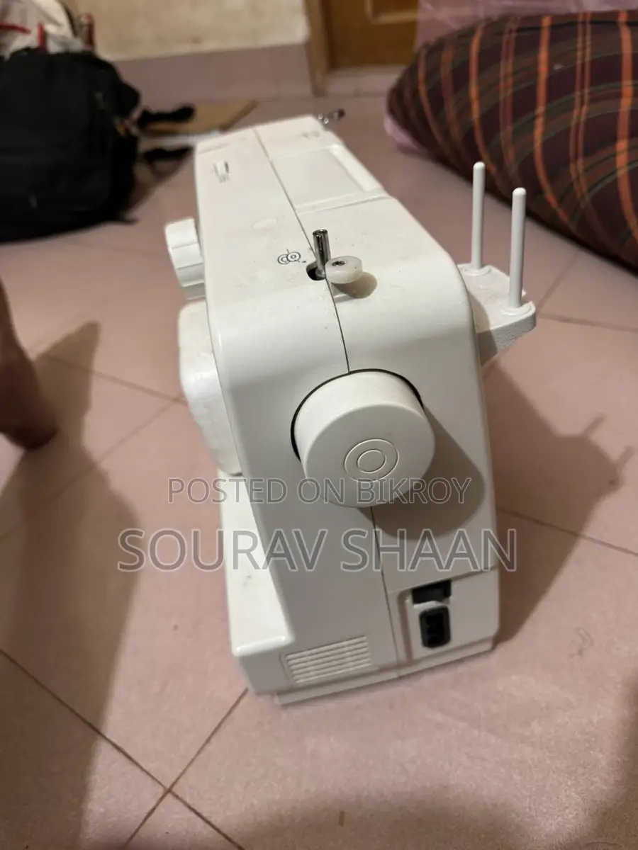 Brand New Sewing Machine for Sale