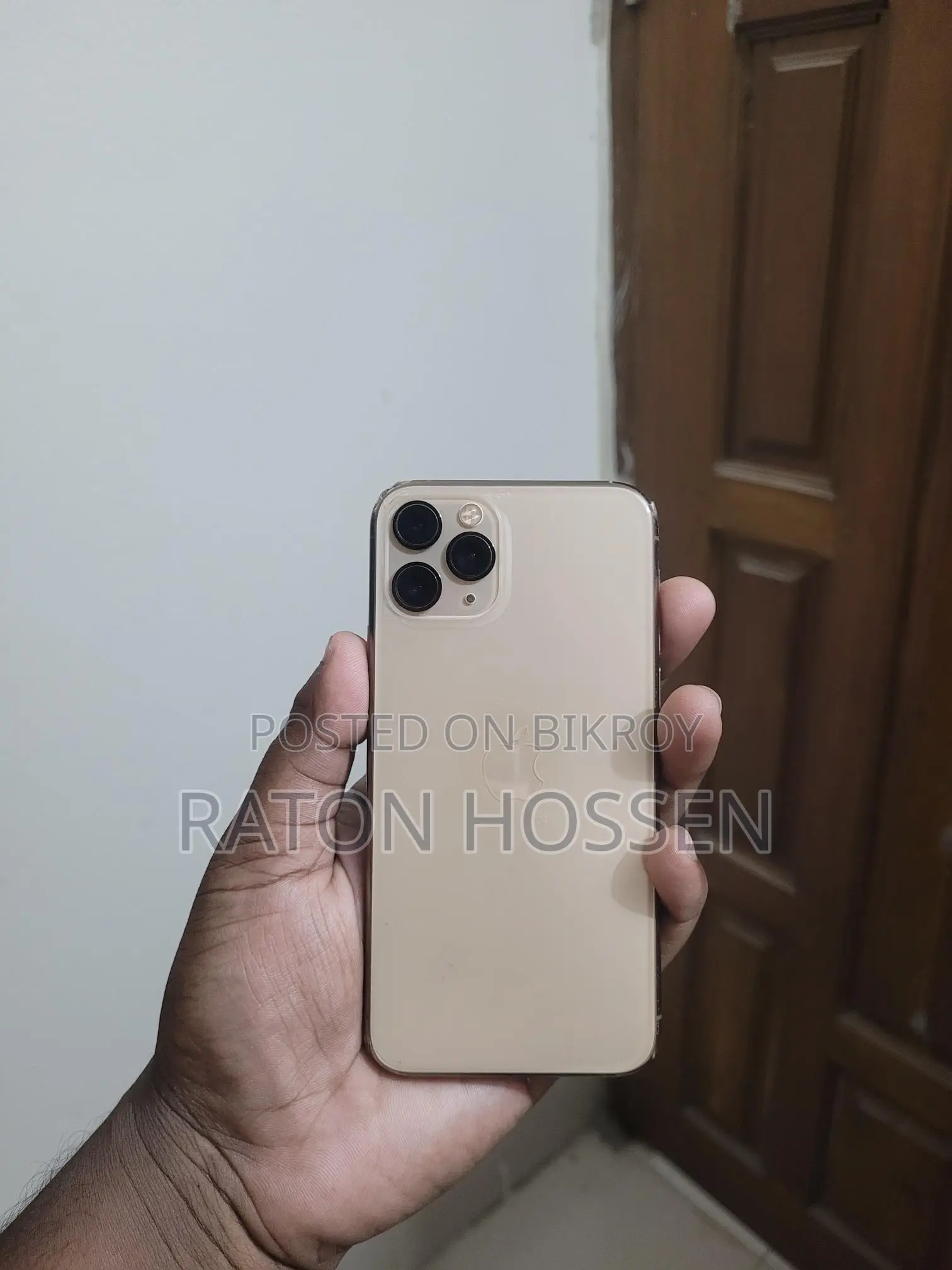 Apple iPhone 11 Pro 256 gb storage (Used)