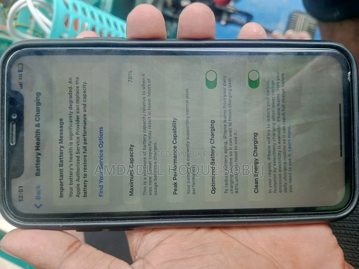 Apple iPhone XR (Used)