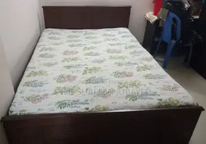 Delta Furniture-এর একটা খাট বিক্রি করা হবে